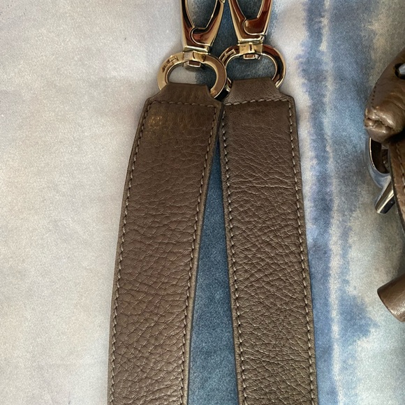 Authentic Salvatorre Ferragamo Bag - Picture 10 of 16